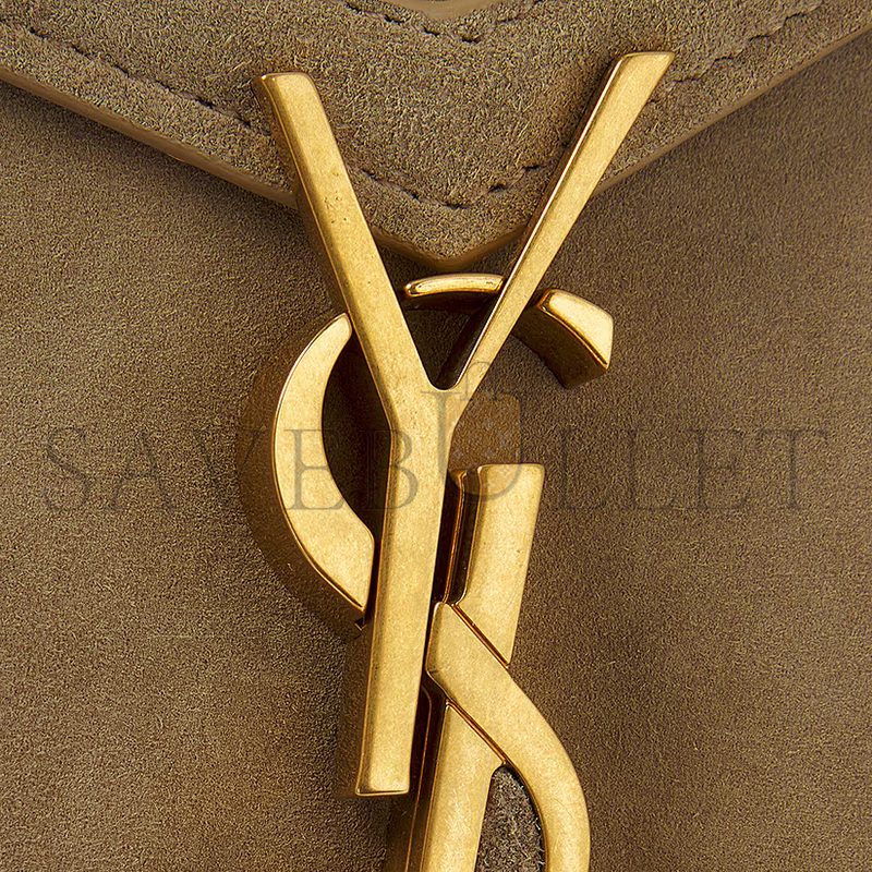 YSL CASSANDRE MATELASSÉ FLAP POUCH IN SUEDE 6239301U80W2638 (20*16*7.5cm)